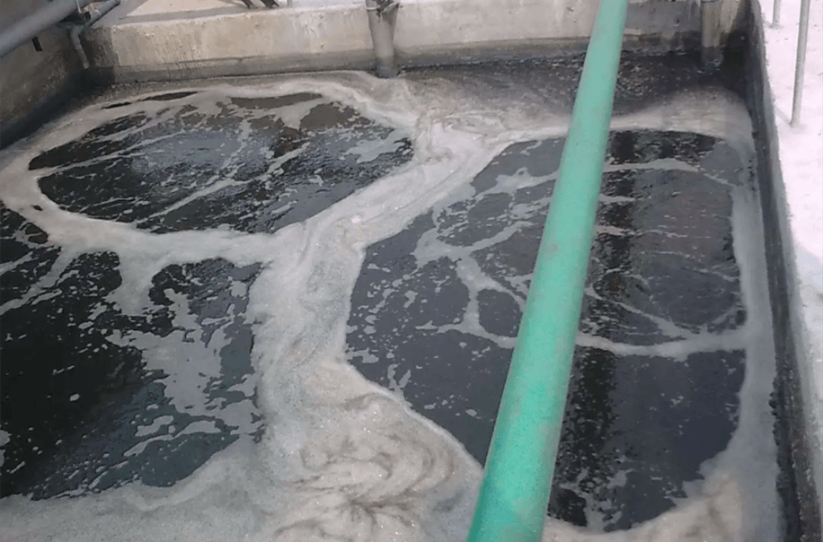 （圖：垃圾滲濾液泡沫處理池）